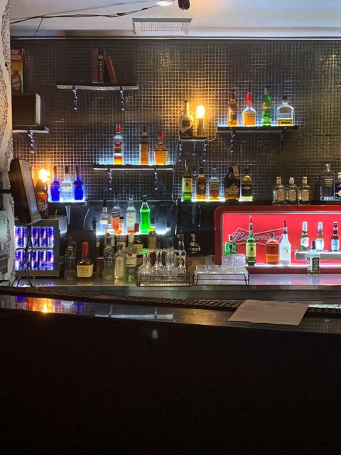 Spring Street Social - Restaurant Guide 0