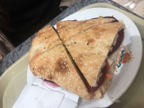 The Green Double Decker - Restaurant Guide 0