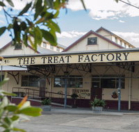 The Treat Factory - Restaurant Guide