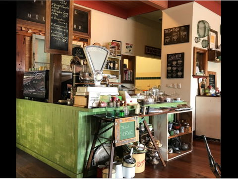 Vintage On Melbourne - Restaurant Guide 0