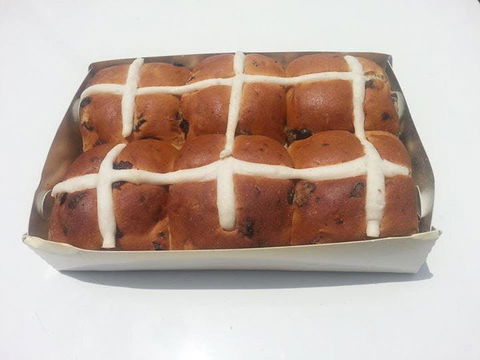 Red Chocolate Tree - Restaurant Guide 0