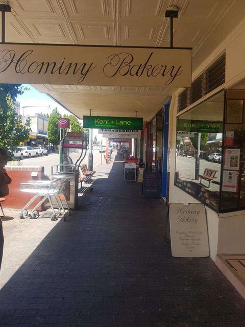 Hominy Bakery - Restaurant Guide 0