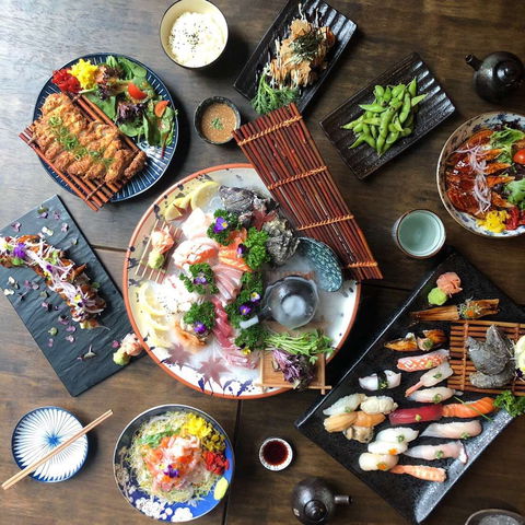 Sushi Table - Restaurant Guide 0