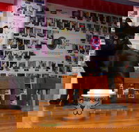 Cat Cuddle Cafe - Restaurant Guide