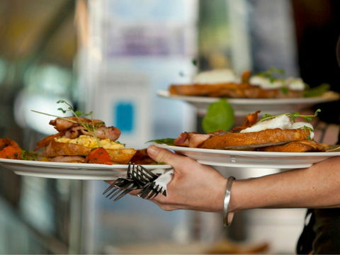 Mecca Cafe - Restaurant Guide 1