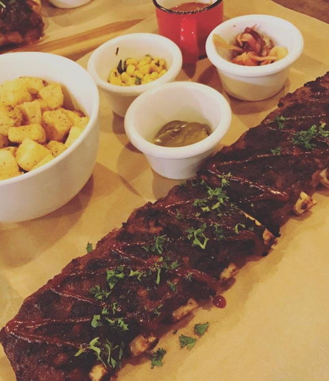 Rustic Ribs - Restaurant Guide 0