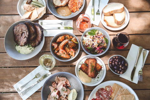 Tucks - Restaurant Guide 1