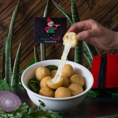 Manoosh Pizzeria - Caringbah - Restaurant Guide 0