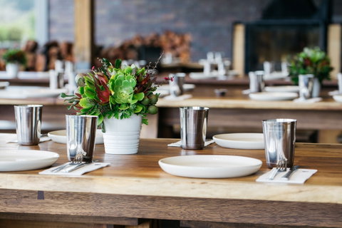 Rare Hare Wine & Food Store - Restaurant Guide 1