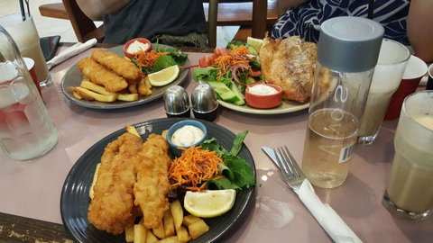 Zeebra Cafe - Restaurant Guide 0