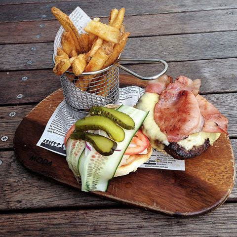 Chapter & Verse Bar And Lounge - Restaurant Guide 0