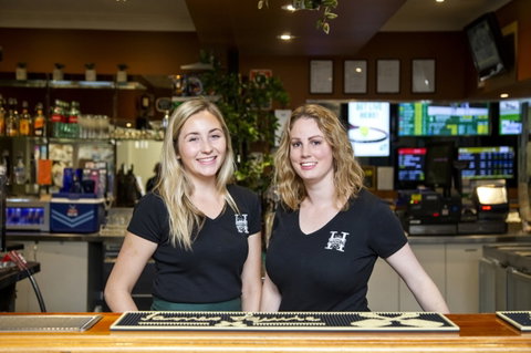 Hibernian Hotel - Restaurant Guide 0