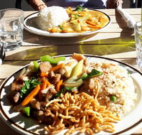 New Golden Lake Chinese Restaurant - Restaurant Guide