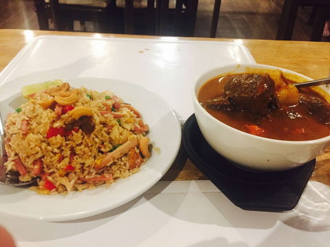 N' Thai Sing - Restaurant Guide 0