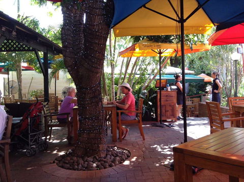 Shady Lane Cafe - Restaurant Guide 0