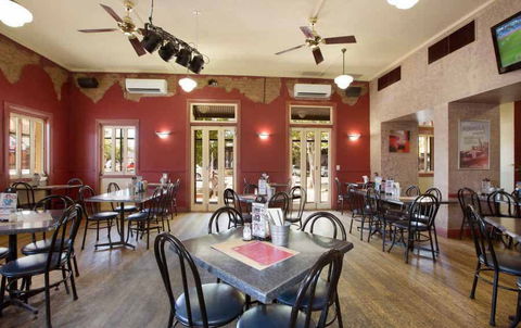 Standard Dave Pizza - Restaurant Guide 0