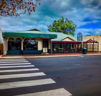 Cafe on Uduc - Restaurant Guide