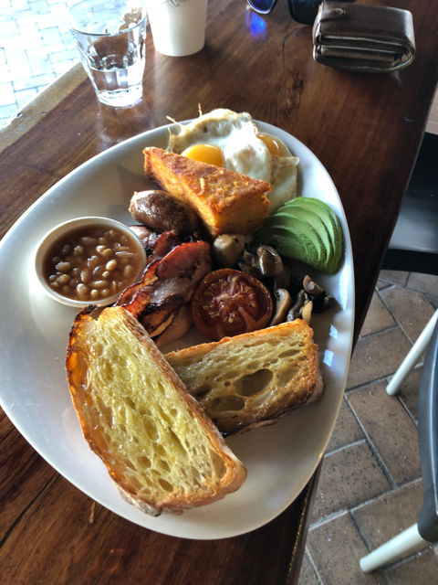 Cafe Ziva - Restaurant Guide 3