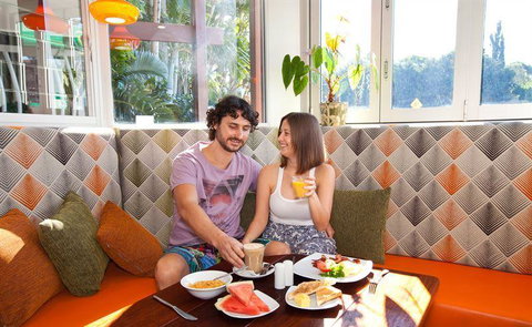 Ripples Licensed Cafe - Restaurant Guide 4