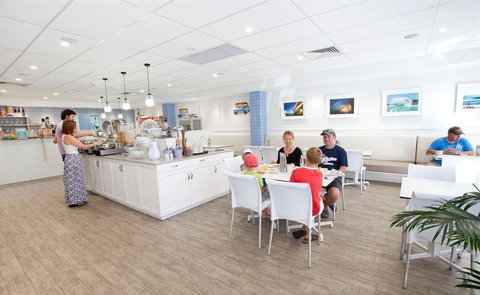 Ripples Licensed Cafe - Restaurant Guide 6