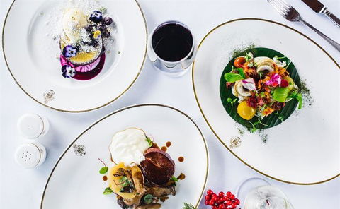 SJ's Brasserie - Restaurant Guide 0