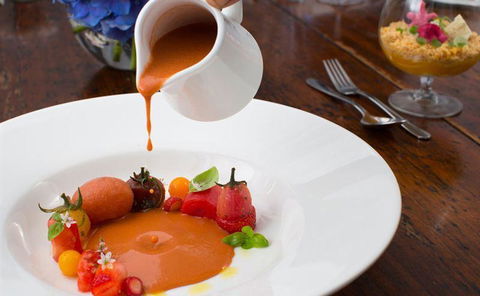 Linq Bar Restaurant - Restaurant Guide 15