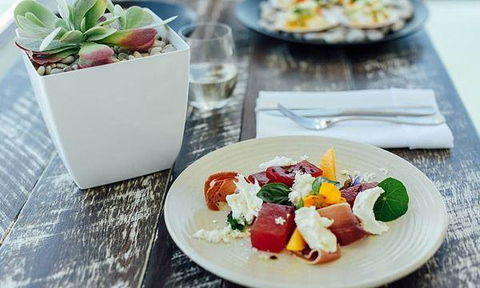 Noosa Boathouse - Restaurant Guide 18