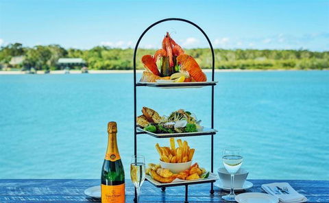 Noosa Boathouse - Restaurant Guide 23