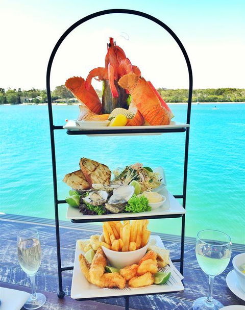 Noosa Boathouse - Restaurant Guide 6
