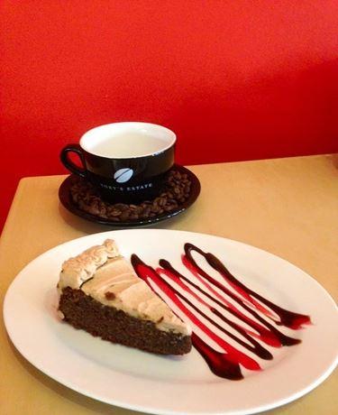 Perenti Cafe - Restaurant Guide 6