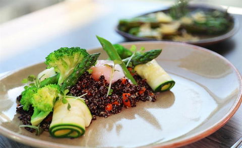 St James Hotel Restaurant - Restaurant Guide 6