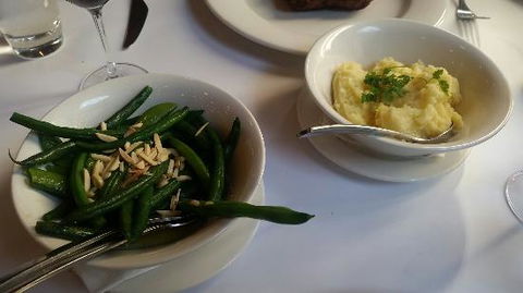 Verandah Restaurant & Bar - Restaurant Guide 0