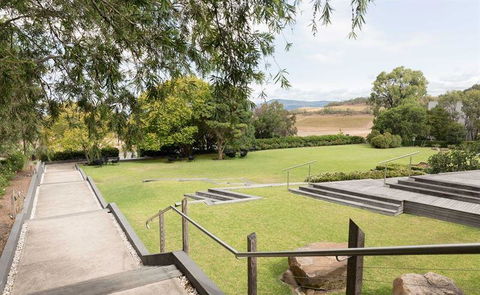 Vines Restaurant At Hollydene Estate - Restaurant Guide 11