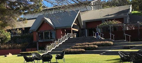 Vines Restaurant At Hollydene Estate - Restaurant Guide 3