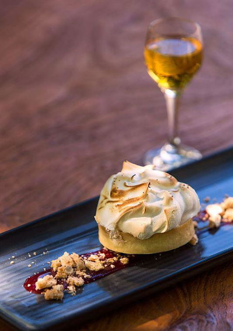 District 5 Bistro - Restaurant Guide 4