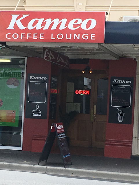 Kameo Coffee Lounge - Restaurant Guide 4