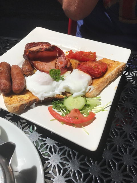 Kameo Coffee Lounge - Restaurant Guide 5