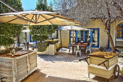 Katers Larder - Restaurant Guide 0