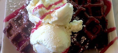 Salingers Cafe - Restaurant Guide 10
