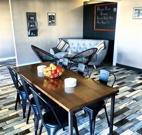 The Anchorage Cafe - Restaurant Guide 16