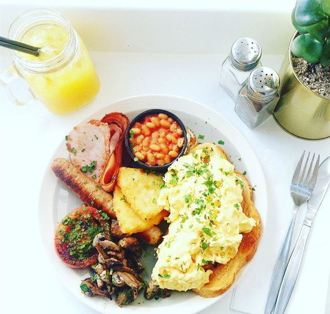 The Anchorage Cafe - Restaurant Guide 19