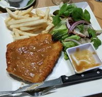 Ducky Brown Cafe - Restaurant Guide