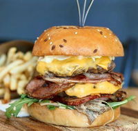 Le P'tit Cafe - Restaurant Guide