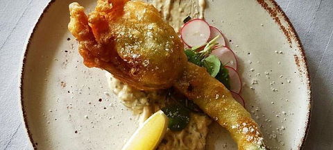 The Olfactory Inn - Restaurant Guide 1