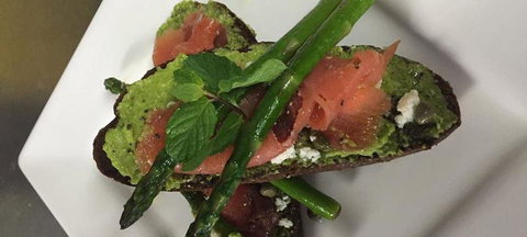 Castaway Cafe - Jacobs Well - Restaurant Guide 0