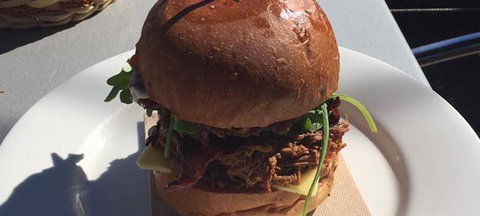 Castaway Cafe - Jacobs Well - Restaurant Guide 3