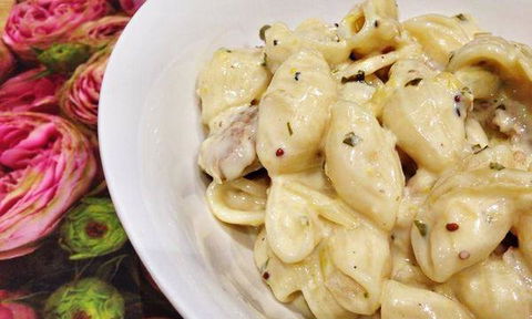 Amber Rose Food Store - Restaurant Guide 10