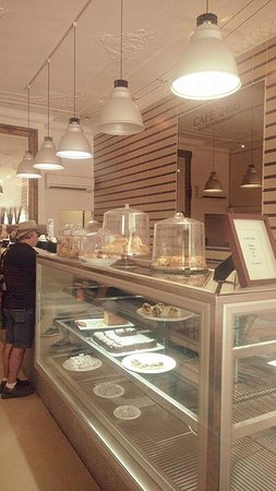 Cafe 2400 - Restaurant Guide 0