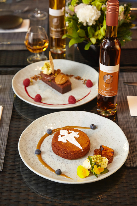 Velvets Restaurant - Restaurant Guide 3