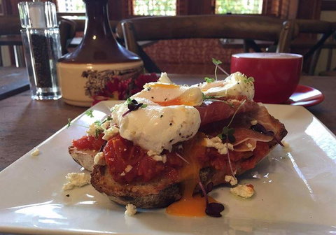 Barrels And Ashes - Restaurant Guide 15